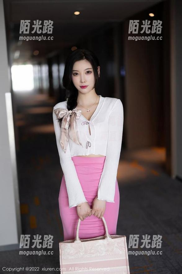 秀人网 - 这组精选美图，葛征Model的女孩系列，随意又轻松，简直是一缕闲适吧？