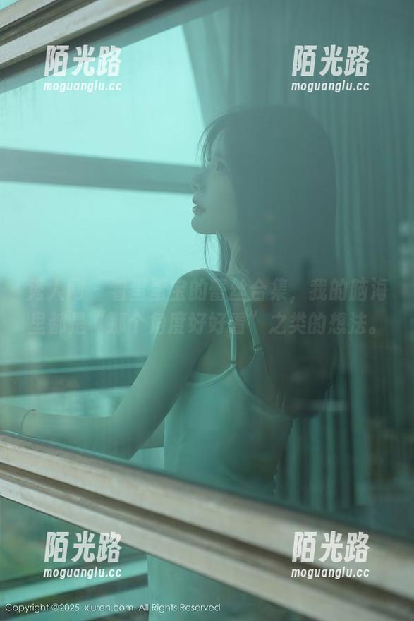 秀人网 - 看蛋蛋宝的蕾丝合集，我的脑海里都是“那个角度好好看”之类的想法。