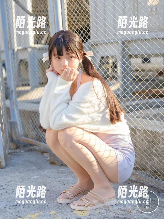 稚乖画册 - 看生煎团团的女王美图合集就像逃出了一部宫斗剧，谁是赢家？