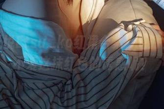 观看纸悦Etsu_ko红裙合集，直呼：谁能不爱这抹红色的诱惑呢？