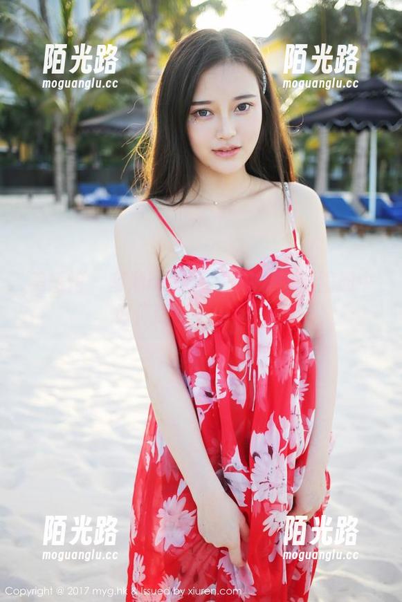 美媛馆 - 南湘baby的学妹，高清图册中好像读懂了她的眼神