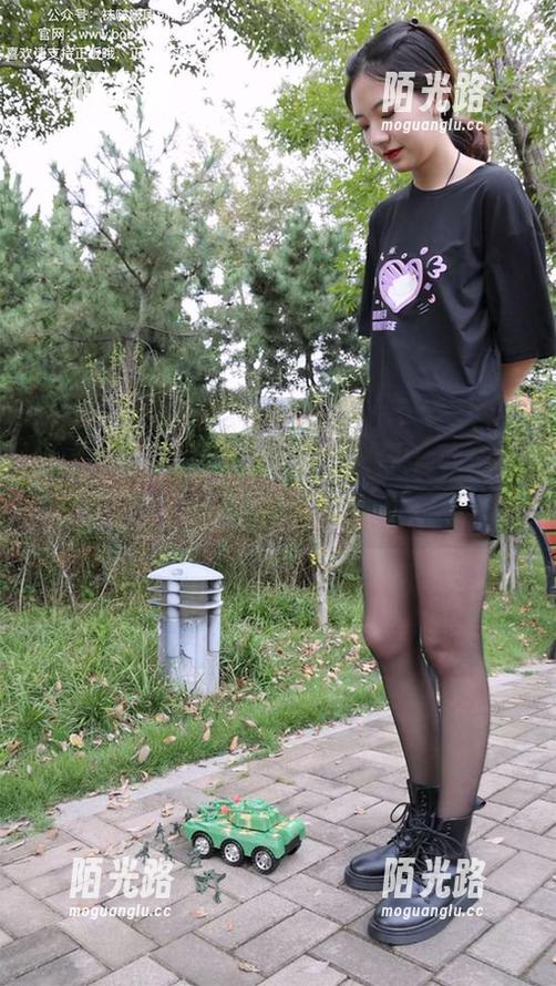 袜啵啵 - 毕竟是瑶瑶的兔女郎写真，福利我愿意按个赞！