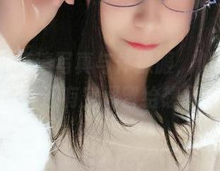 逐月Su，高清写真与体操服，似乎在说：“别急，还有空间留给想象哦。”