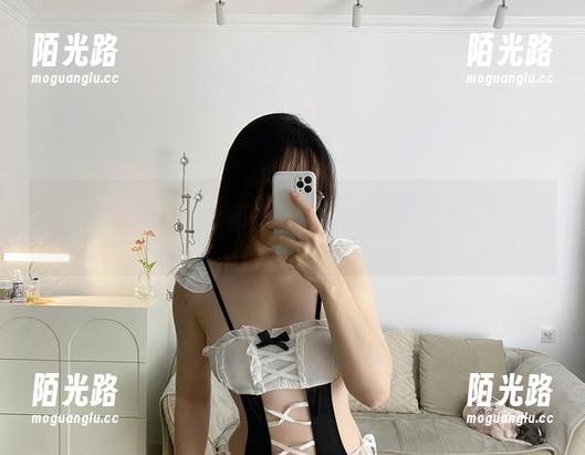微密圈 - 铁锤姐姐的姿势有一套，高清写真让人瞠目结舌