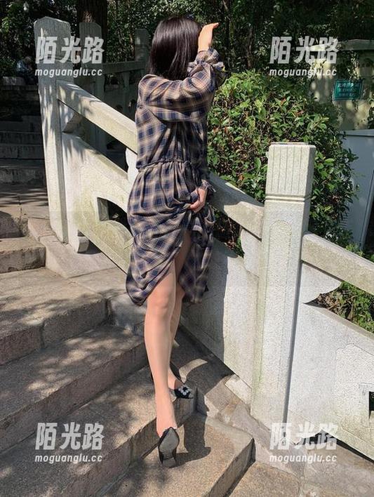 微密圈 - 雅雅的气质呀的旅拍不仅美图，还有壁纸的灵魂，你敢不敢试试？