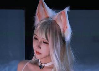 黑白御猫，在线展现天使作品，果然还是女神级别的!